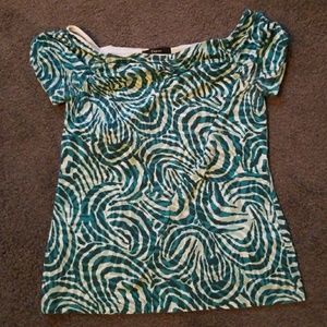 Lasr chance - Off the shoulder top